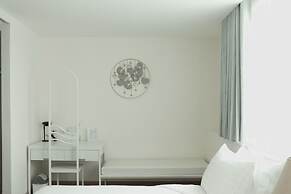 ResT Bangkok Poshtel