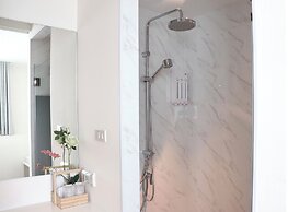 ResT Bangkok Poshtel