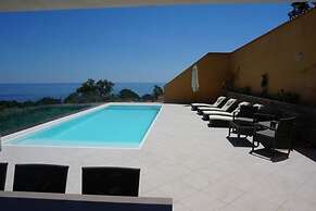 Attractive Holiday Villa With Private Pool, Solenzara