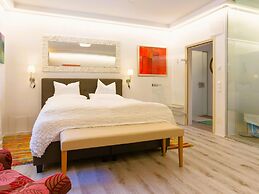 Worth Apartment in Maria in the Garden