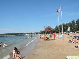 Holiday House With Swimming Pool in Morzyczyn