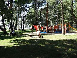 Holiday House With Swimming Pool in Morzyczyn