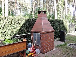 Holiday House With Swimming Pool in Morzyczyn