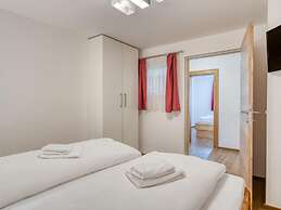 Apartment Building Ferien, Neukirchen