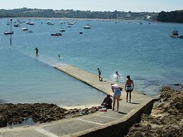 Charming Holiday Home 50 m From the sea