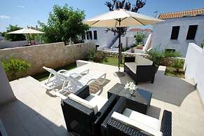 Villas Punta Skala Apartments With Pools at Beach