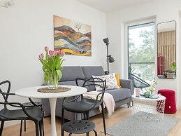 Spacious Apartment, Swimming Pool, Pobierowo