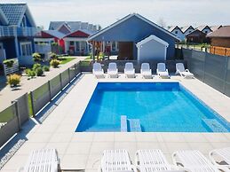 Comfortable Holiday Homes, Pool, Sarbinowo