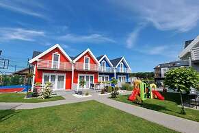 Comfortable Holiday Homes, Pool, Sarbinowo