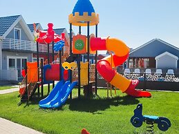 Comfortable Holiday Homes, Pool, Sarbinowo