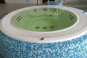 Beautiful Apartment, Swimming Pool, Sauna, Dziwnow