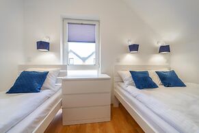 Holiday Complex With Pool, Rewal