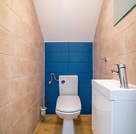 Holiday Complex With Pool, Rewal