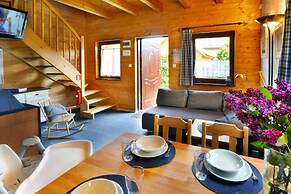 Comfortable, Two-story Holiday Homes, Bobolin