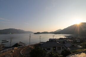 Hayase House