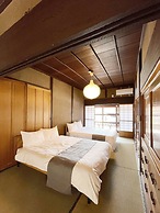 Hayase House