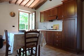 Apartment in Volterra With Garden