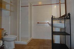 Apartment in Volterra With Garden