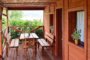 Beautiful Bungalow Directly at the Lake in Nadole
