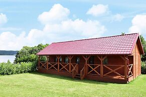 Beautiful Bungalow Directly at the Lake in Nadole