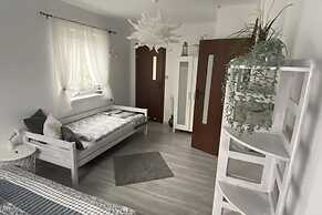 Comfortable Holiday Home for 8 People, Kolczewo