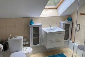 Comfortable Holiday Home for 8 People, Kolczewo