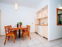 Apartments in Zaton With Pool