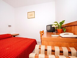 Apartments in Zaton With Pool