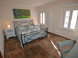 Casina di Andrea With Above Ground Pool, Capannori