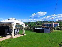 Casina di Andrea With Above Ground Pool, Capannori