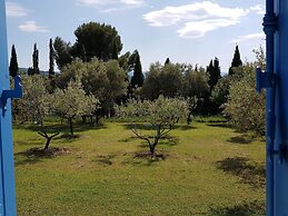 Pretty Holiday House With Private Garden, Apt