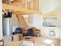 Pretty Holiday House With Private Garden, Apt