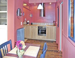 Charming Holiday Home, Near the Beach