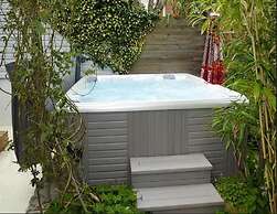 Charming Holiday Home, Near the Beach