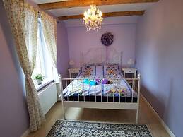 Holiday Apartment in the Countryside, Dzierzcin