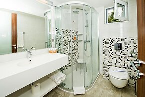 Apartment in Zaton Nin for 6 Person