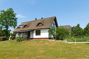 Holiday Home With Thatched Roof, Rekowo