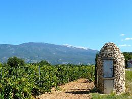 Provencal Holiday Home With Private Terrace and Panoramic View, Bedoin