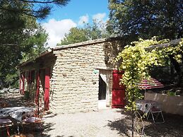 Provencal Holiday Home With Private Terrace and Panoramic View, Bedoin