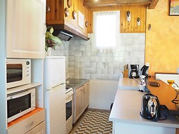 Holiday Home in Bydoin With Terrace