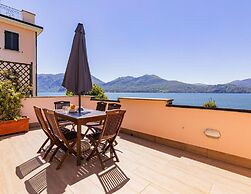 Residence Casa & Vela With Private Beach, Oggebbio
