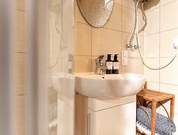 Holiday Homes With Pool, Attractions for Children