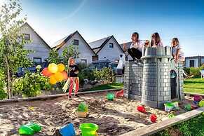 Comfortable Holiday Homes Swimming Pool, Sarbinowo