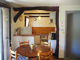 Small Holiday Home With Private Terrace and Shared Garden, Cagnes-sur-