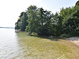 Holiday Home With Sauna Near the Lake