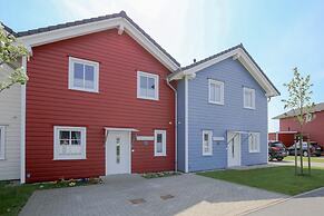 Exklusiv Eingerichtetes Ferienhaus in Strandnaehe