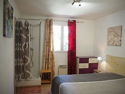 Holiday Home With Pool in Vaison-la-romaine