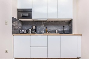 Apartment With Swimming Pool, Terrace, Pobierowo