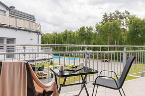 Apartment With Swimming Pool, Terrace, Pobierowo