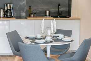 Apartment With Swimming Pool, Terrace, Pobierowo